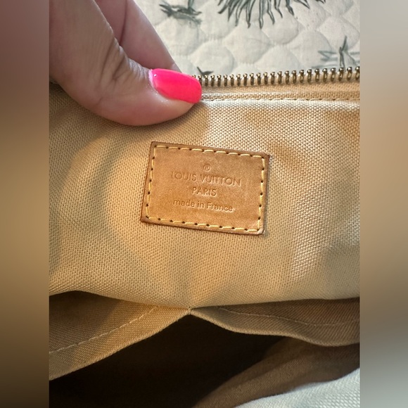 Louis Vuitton Siracusa Damier Azur MM 🌼🌻 - Picture 14 of 16